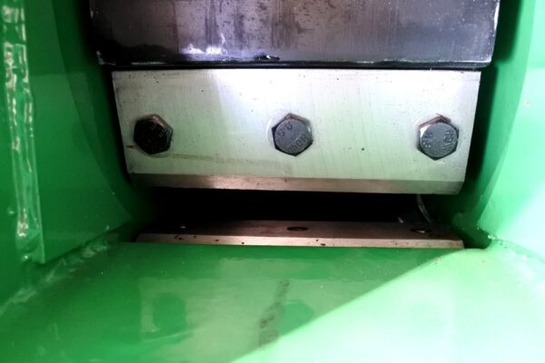 Broyeur de végétaux BRF100 TH