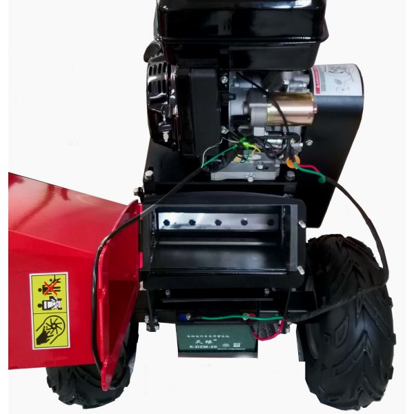 broyeur-de-branches3 Broyeur de branches 15CV à démarrage électrique – Grand débit ELECTROPOWER