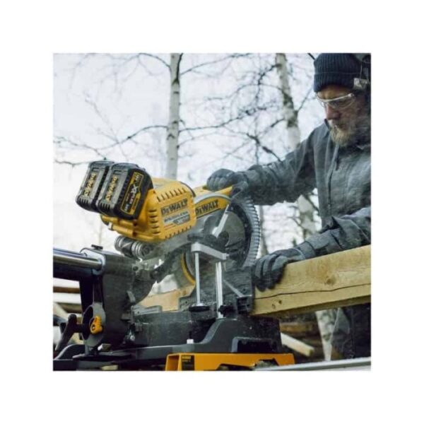 dewalt-scie-a-onglet-radiale-o305mm-xr-flexvolt-18-54v-dhs780n-solo-700x700 Scie à onglet radiale DEWALT Ø305mm XR FLEXVOLT 18/54V – DHS780N solo